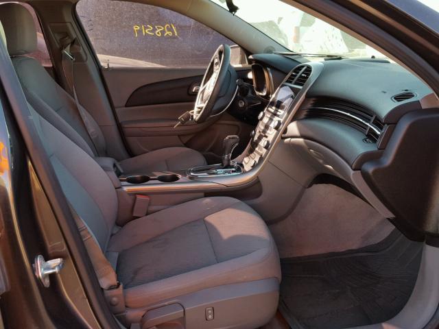 1G11B5SA3DF217166 - 2013 CHEVROLET MALIBU LS 灰色 照片 5