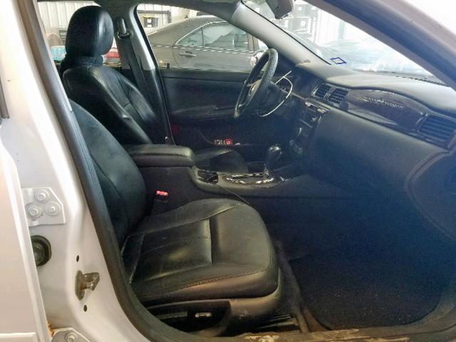 2G1WC5E35C1264317 - 2012 CHEVROLET IMPALA LTZ WHITE photo 5