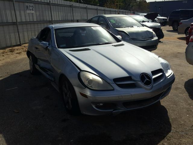 WDBWK54F96F116043 - 2006 MERCEDES-BENZ SLK 280 SILVER photo 1