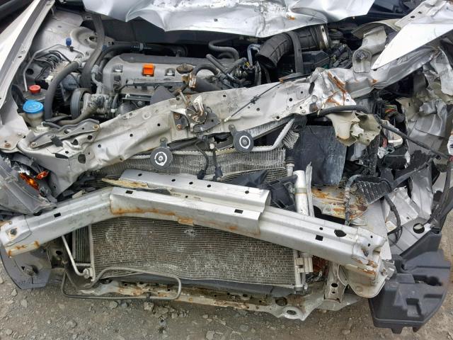 1HGCP2F44BA099922 - 2011 HONDA ACCORD LXP SILVER photo 7