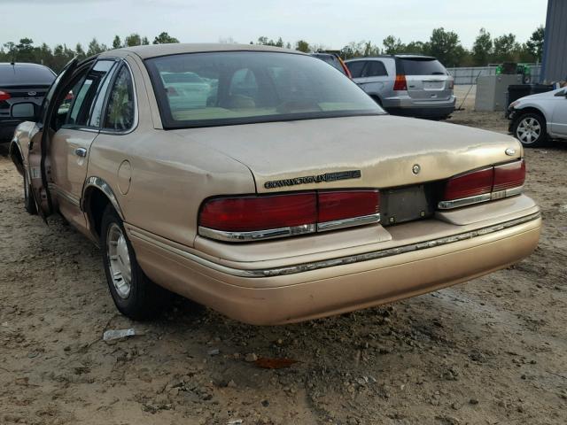 2FALP74W9TX115627 - 1996 FORD CROWN VICT GOLD photo 3