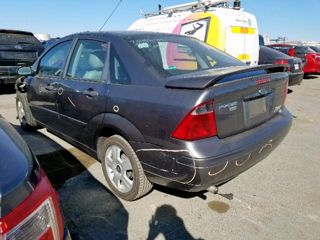 1FAHP34N77W146463 - 2007 FORD FOCUS ZX4 CHARCOAL photo 3