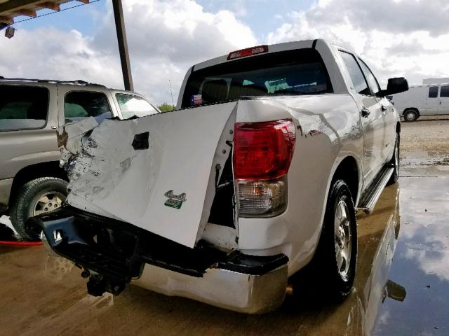 5TFDW5F12BX203978 - 2011 TOYOTA TUNDRA CRE WHITE photo 4