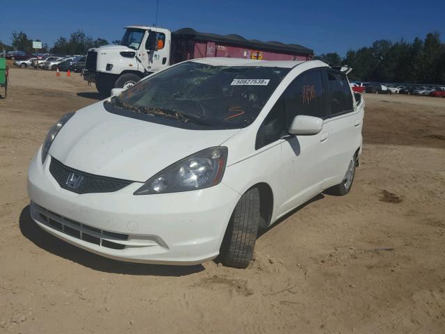 JHMGE8H37DC048966 - 2013 HONDA FIT WHITE photo 2