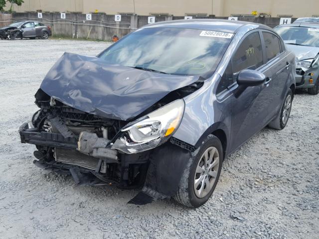 KNADN4A32C6090236 - 2012 KIA RIO EX GRAY photo 2