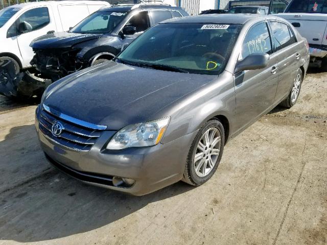 4T1BK36B46U166564 - 2006 TOYOTA AVALON LIM GRAY photo 2