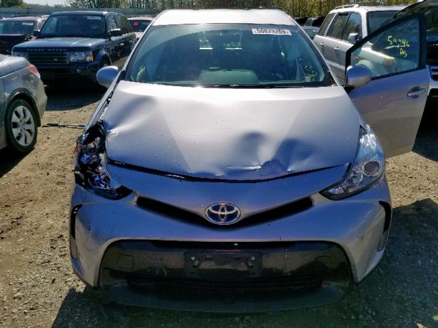 JTDZN3EU8FJ025561 - 2015 TOYOTA PRIUS V SILVER photo 7