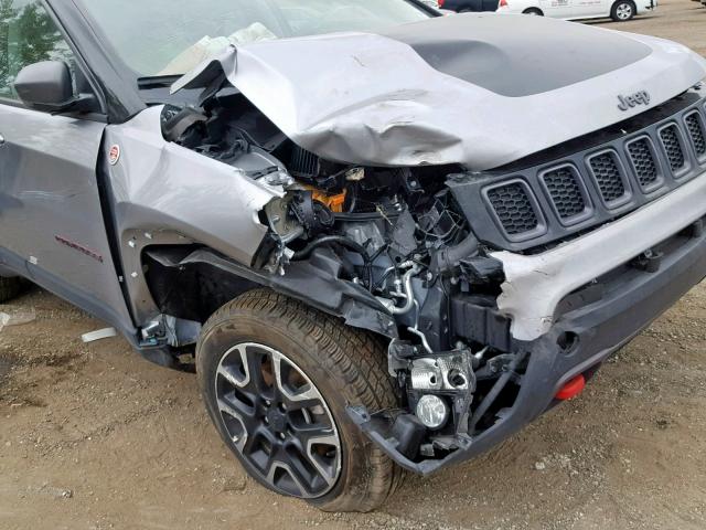 3C4NJDDB5KT650101 - 2019 JEEP COMPASS TR GRAY photo 9