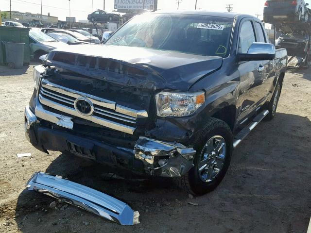 5TFRM5F17GX095232 - 2016 TOYOTA TUNDRA DOU GRAY photo 2