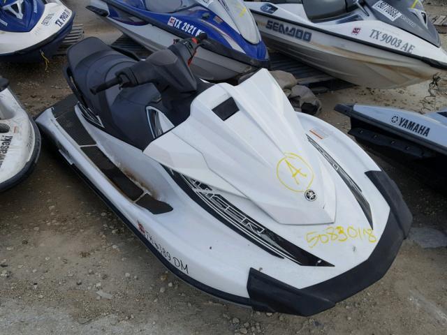 YAMA0211E616 - 2016 YAMAHA WAVERUNNER WHITE photo 1