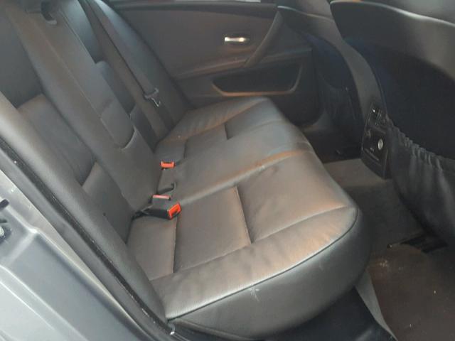 WBANV13579C153925 - 2009 BMW 528 XI GRAY photo 6