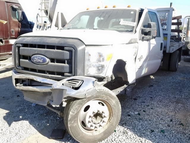 1FD0W5GTXGEB41193 - 2016 FORD F550 SUPER WHITE photo 2