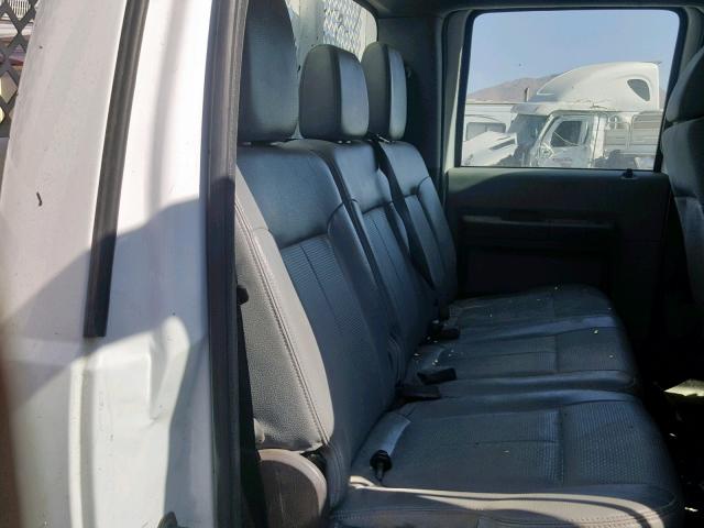 1FD0W5GTXGEB41193 - 2016 FORD F550 SUPER WHITE photo 6