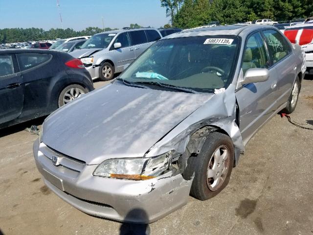 1HGCG5651WA238548 - 1998 HONDA ACCORD EX SILVER photo 2