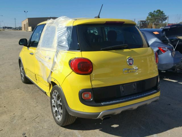 ZFBCFADH5EZ020817 - 2014 FIAT 500L TREKK YELLOW photo 3