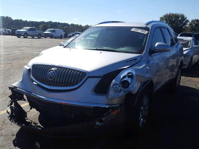 5GAKVDED1CJ176665 - 2012 BUICK ENCLAVE SILVER photo 2