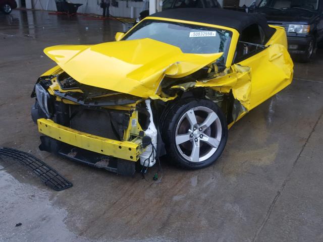 2G1FK3DJ5B9187570 - 2011 CHEVROLET CAMARO 2SS YELLOW photo 2