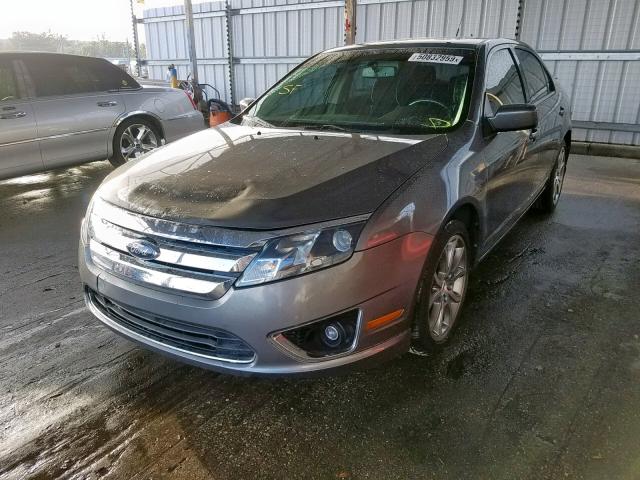 3FAHP0HG6CR372534 - 2012 FORD FUSION SE GRAY photo 2