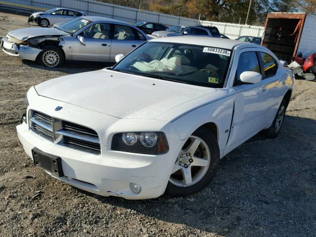 2B3CA3CV5AH290883 - 2010 DODGE CHARGER SX WHITE photo 2