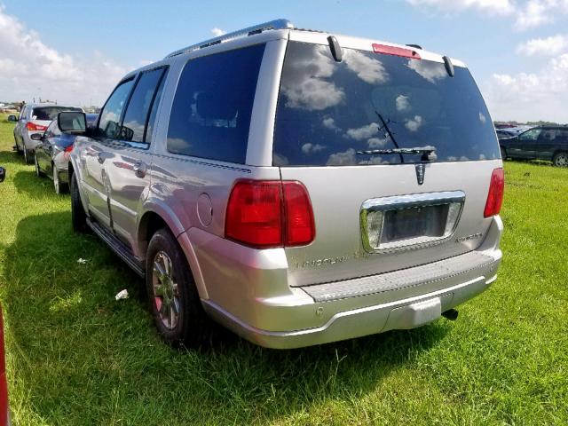 5LMFU27R43LJ23200 - 2003 LINCOLN NAVIGATOR SILVER photo 3