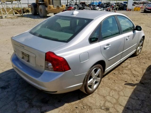 YV1MS382382393246 - 2008 VOLVO S40 2.4I SILVER photo 4