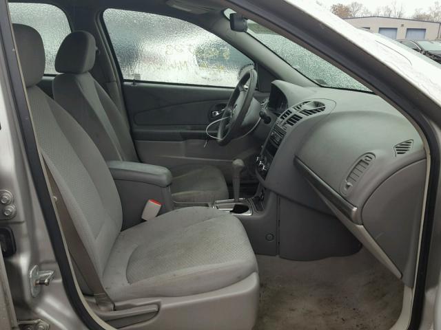 1G1ZS58F67F195979 - 2007 CHEVROLET MALIBU LS 银色 照片 5