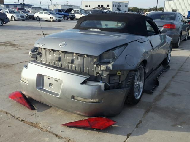 JN1AZ36A14T012662 - 2004 NISSAN 350Z ROADS SILVER photo 4