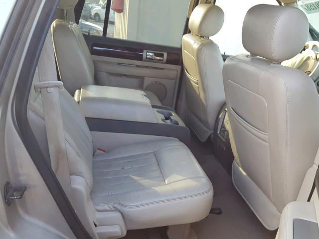 5LMFU28RX4LJ31785 - 2004 LINCOLN NAVIGATOR Алтын фото 6