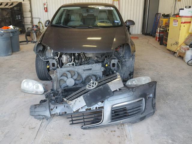 3VWRL71K99M166497 - 2009 VOLKSWAGEN JETTA TDI GRAY photo 9