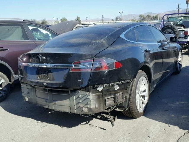 5YJSA1E19HF183201 - 2017 TESLA MODEL S Սև լուսանկար 4
