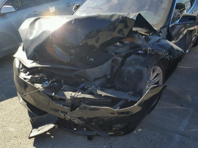 5YJSA1E19HF183201 - 2017 TESLA MODEL S Սև լուսանկար 9