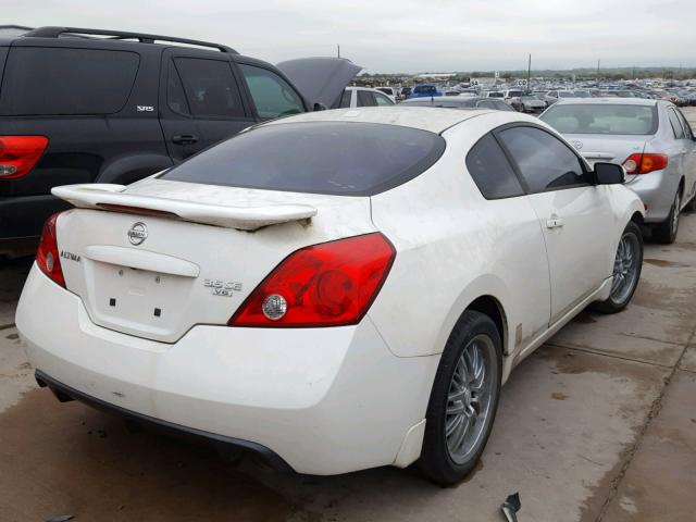 1N4BL24E88C107251 - 2008 NISSAN ALTIMA 3.5 WHITE photo 4