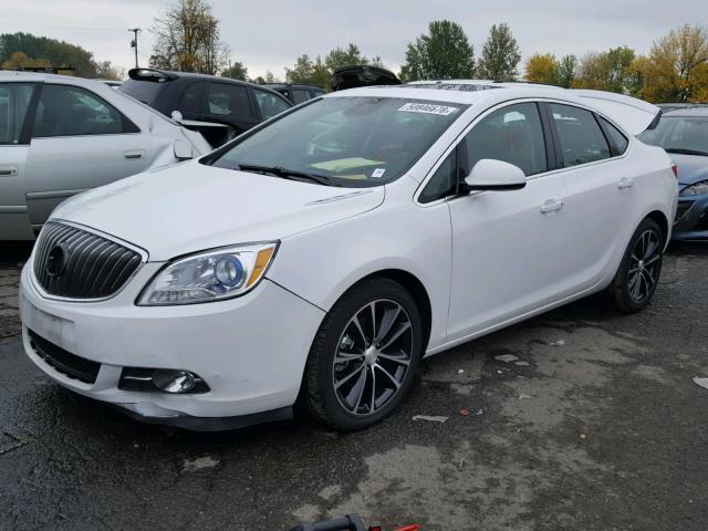 1G4PW5SK0G4176330 - 2016 BUICK VERANO SPO WHITE photo 2