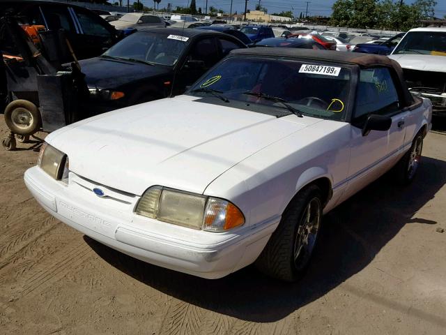 1FACP44M3PF142904 - 1993 FORD MUSTANG LX WHITE photo 2