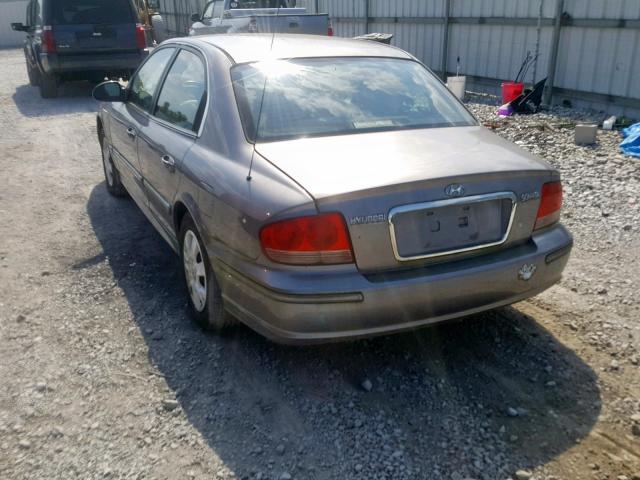 KMHWF25S65A154174 - 2005 HYUNDAI SONATA GL GRAY photo 3