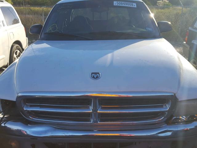 1B7HG48N82S724550 - 2002 DODGE DAKOTA QUA WHITE photo 7