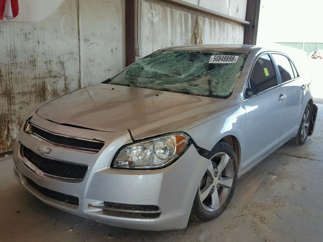 1G1ZC5EU2BF372231 - 2011 CHEVROLET MALIBU 1LT SILVER photo 2