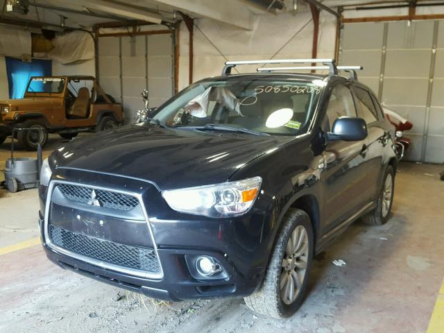 JA4AR4AU7BZ015719 - 2011 MITSUBISHI OUTLANDER BLACK photo 2