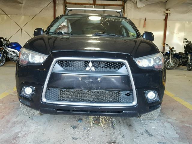 JA4AR4AU7BZ015719 - 2011 MITSUBISHI OUTLANDER BLACK photo 9