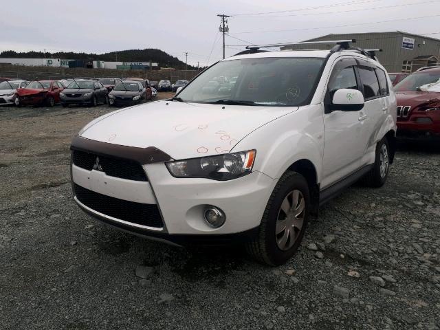 JA4AT2AW5CU609537 - 2012 MITSUBISHI OUTLANDER WHITE photo 2