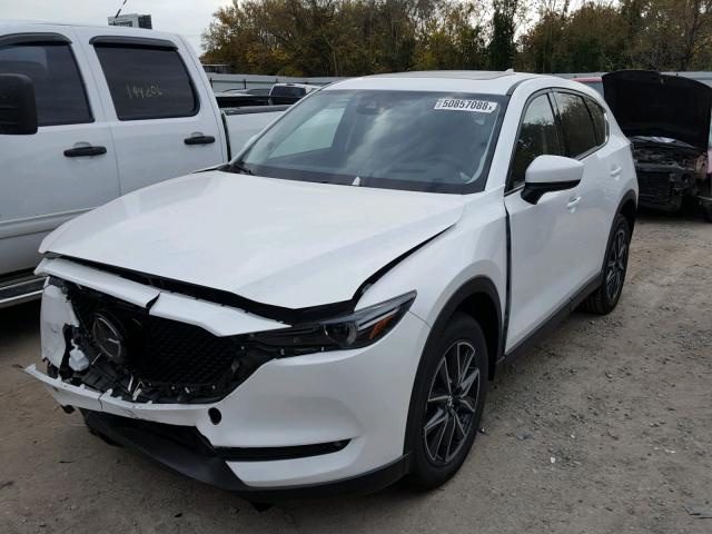 JM3KFADM8J1455014 - 2018 MAZDA CX-5 GRAND WHITE photo 2