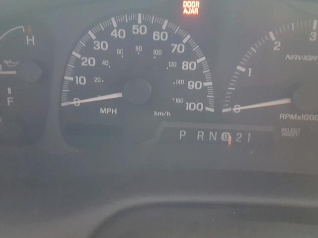 5LMRU27L8XLJ01604 - 1999 LINCOLN NAVIGATOR 银色 照片 8