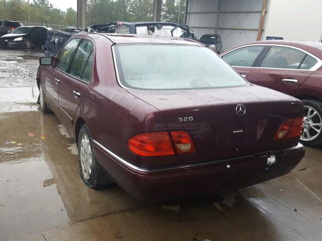 WDBJF65F7WA653106 - 1998 MERCEDES-BENZ E 320 BURGUNDY photo 3