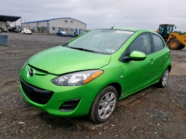 JM1DE1KZ9C0147006 - 2012 MAZDA MAZDA2 GREEN photo 2