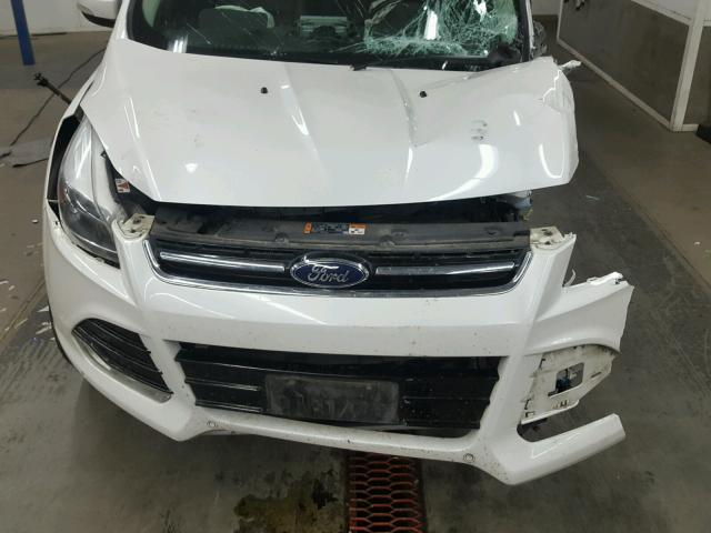 1FMCU9J96FUB96431 - 2015 FORD ESCAPE TIT WHITE photo 7