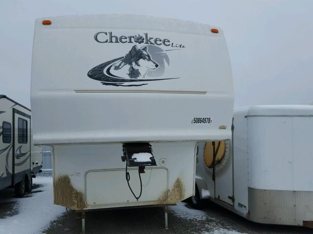 4X4FCKC205P094884 - 2005 WILDWOOD CHEROKEE WHITE photo 5