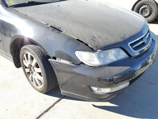 19UYA125XVL011173 - 1997 ACURA 2.2CL შავი ფოტო 9