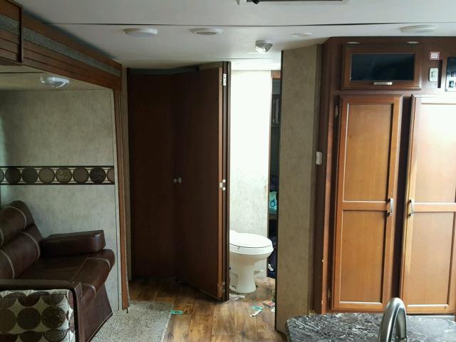 4YDT33221FT413991 - 2015 KEYSTONE PASSPORT BEIGE photo 5