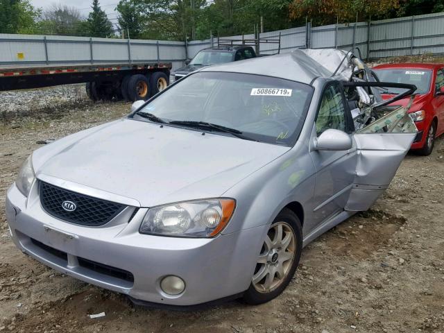 KNAFE161755105630 - 2005 KIA SPECTRA5 SILVER photo 2