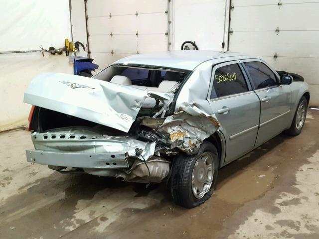 2C3KA53G96H192233 - 2006 CHRYSLER 300 TOURIN SILVER photo 4